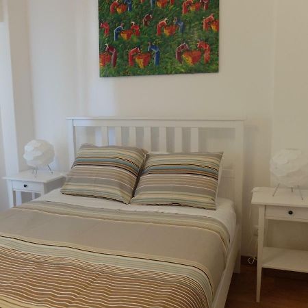 Blue Sofimar Lisbon Apartment Екстериор снимка