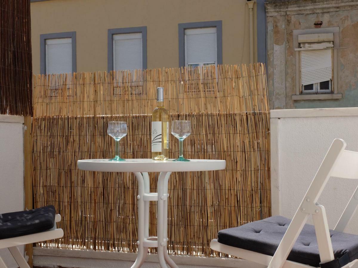 Blue Sofimar Lisbon Apartment Екстериор снимка
